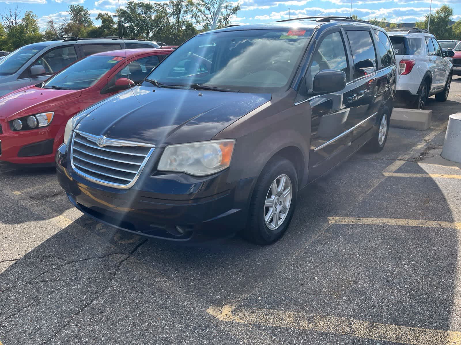 2010 Chrysler Town & Country Touring