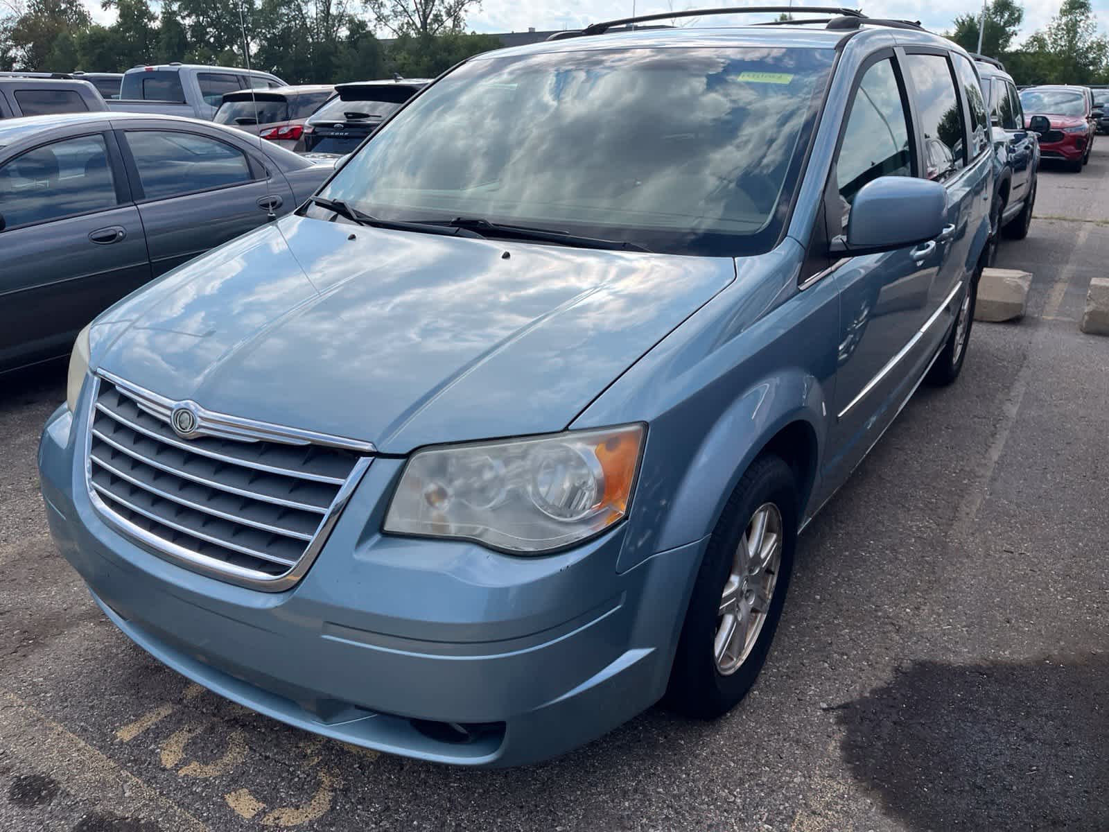 2009 Chrysler Town & Country Touring