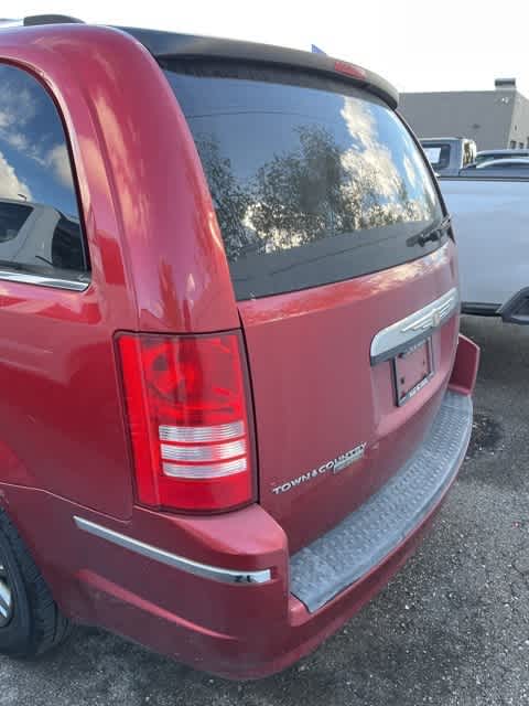 2008 Chrysler Town & Country Limited 2