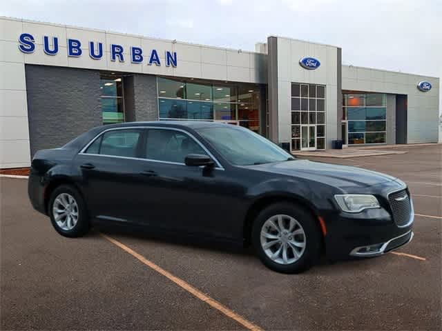 2015 Chrysler 300 Limited 2