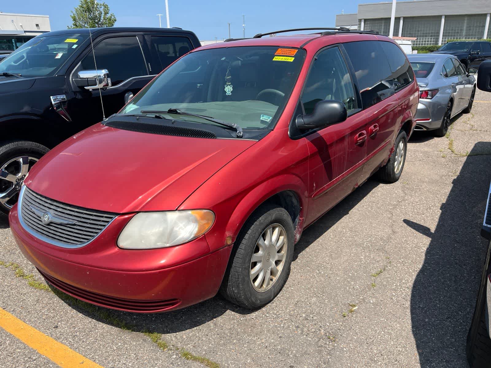 2003 Chrysler Town & Country EX