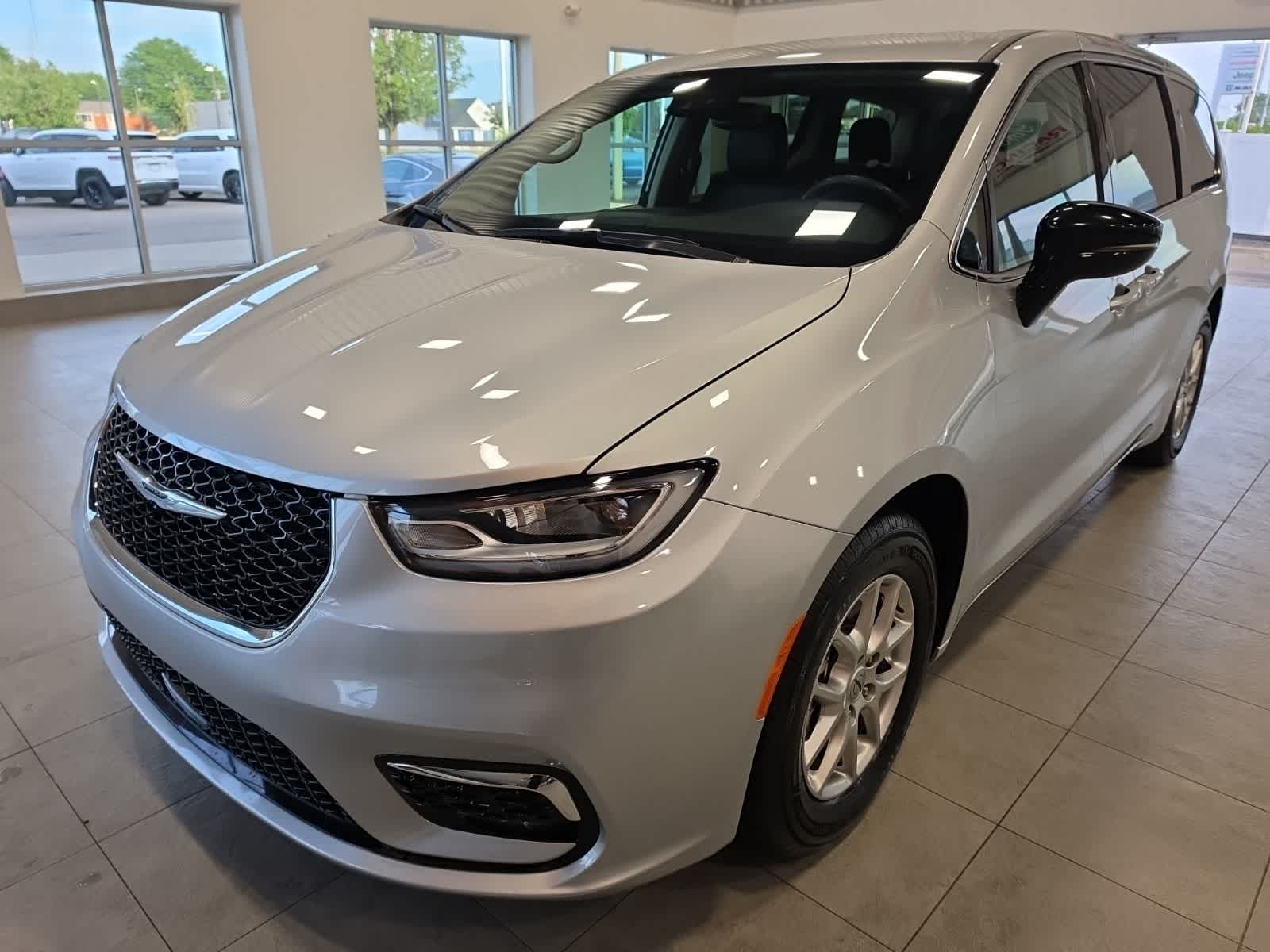 2024 Chrysler Pacifica