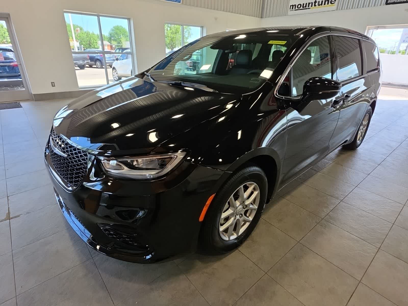 2026 Chrysler Pacifica