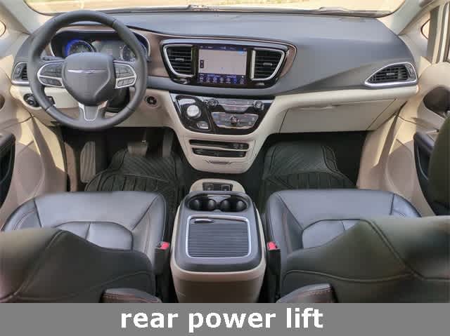 2018 Chrysler Pacifica Touring L Plus 15