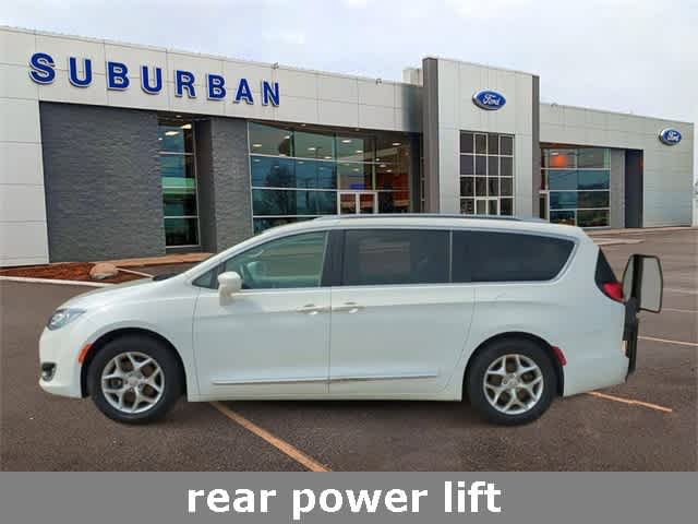 2018 Chrysler Pacifica Touring L Plus 5