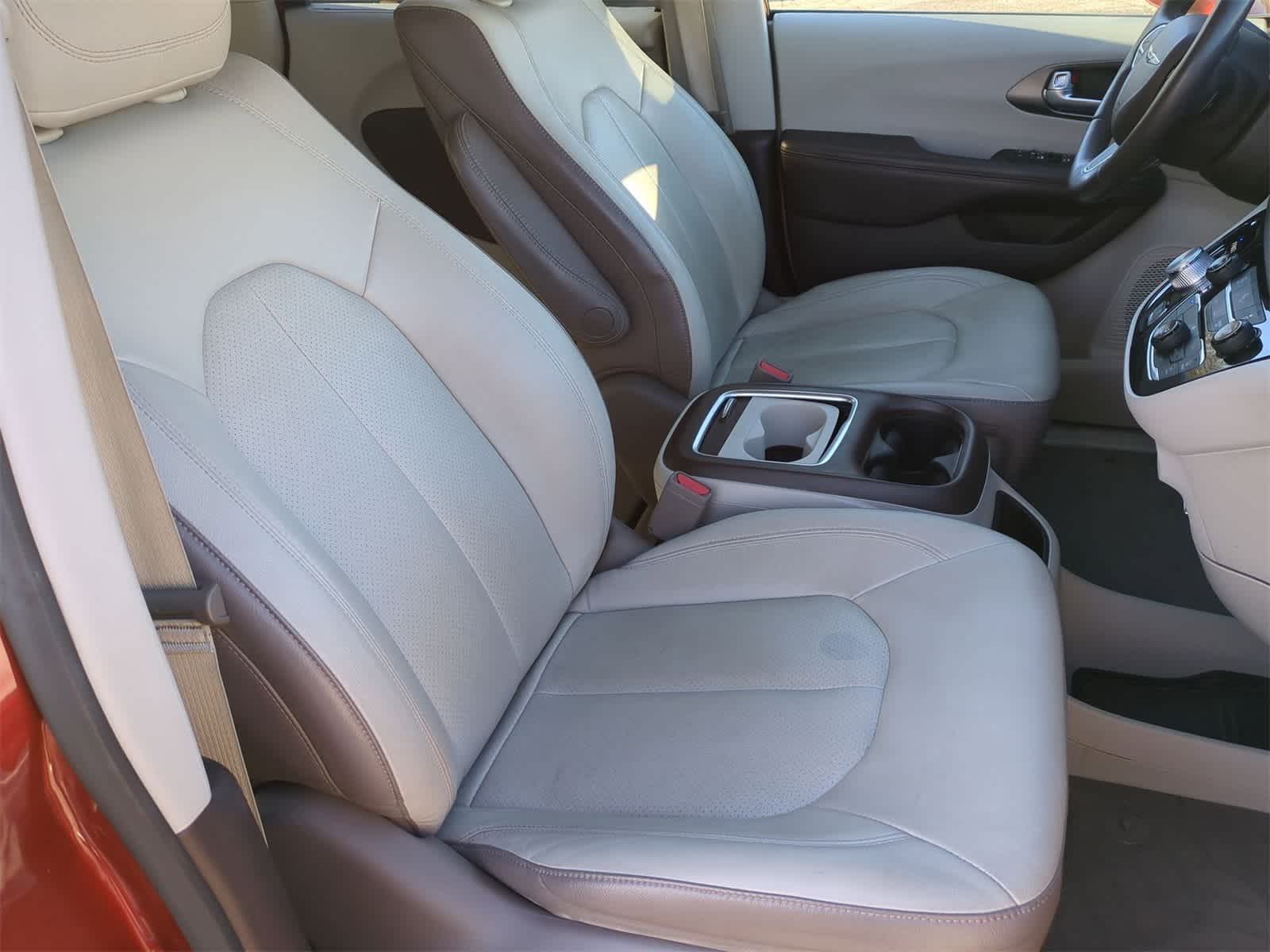 2018 Chrysler Pacifica Touring L Plus 19