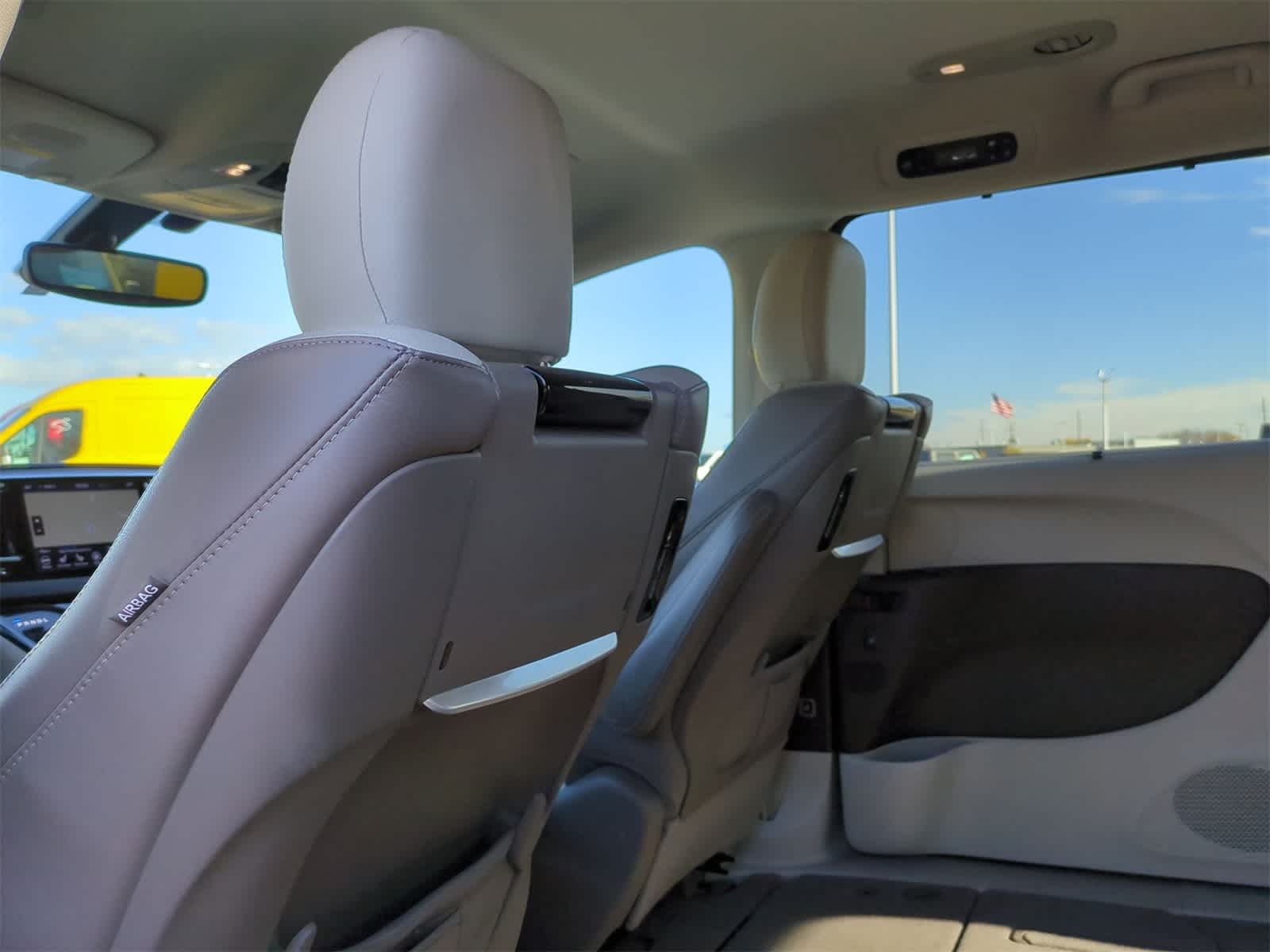 2018 Chrysler Pacifica Touring L Plus 18