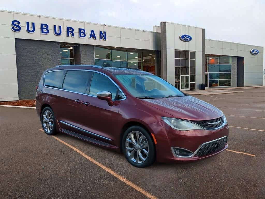 2017 Chrysler Pacifica Limited 2