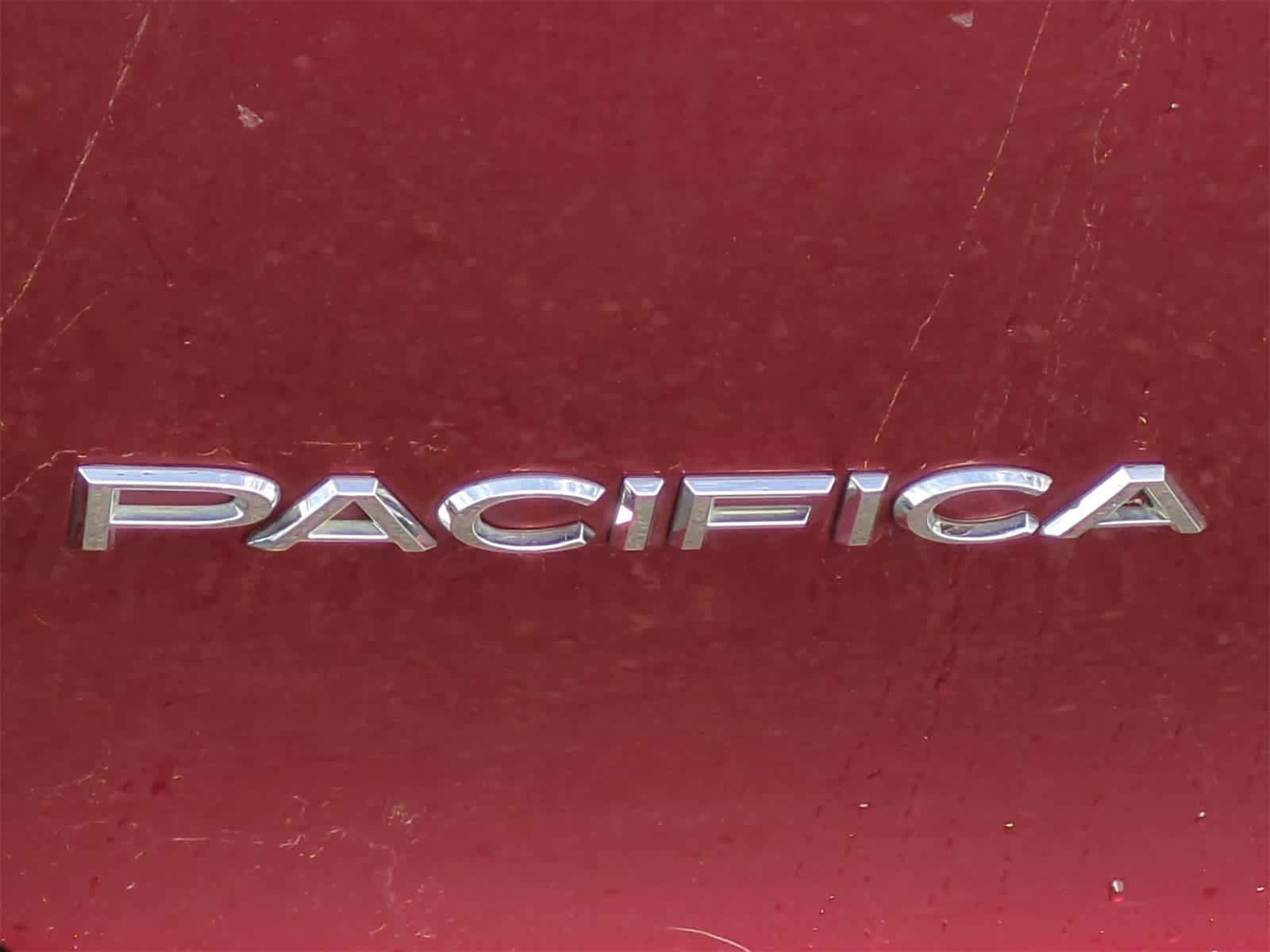 2017 Chrysler Pacifica Limited 13