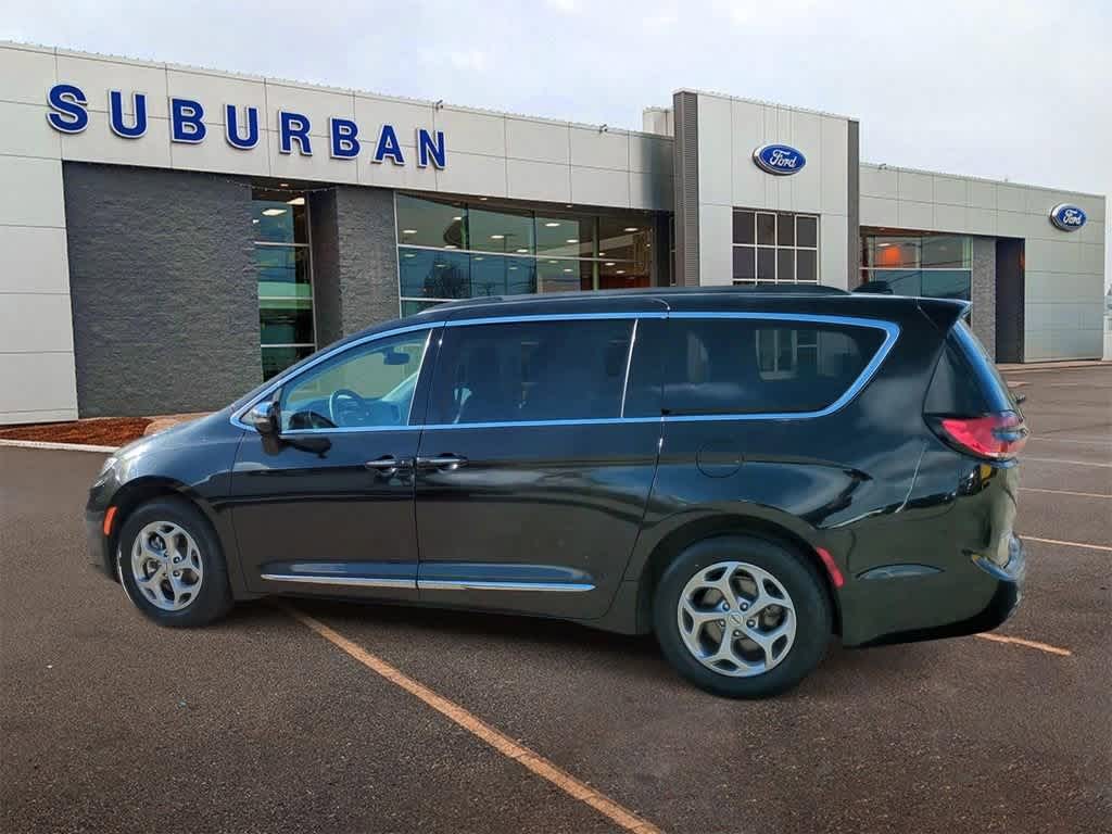 2023 Chrysler Pacifica Limited 6