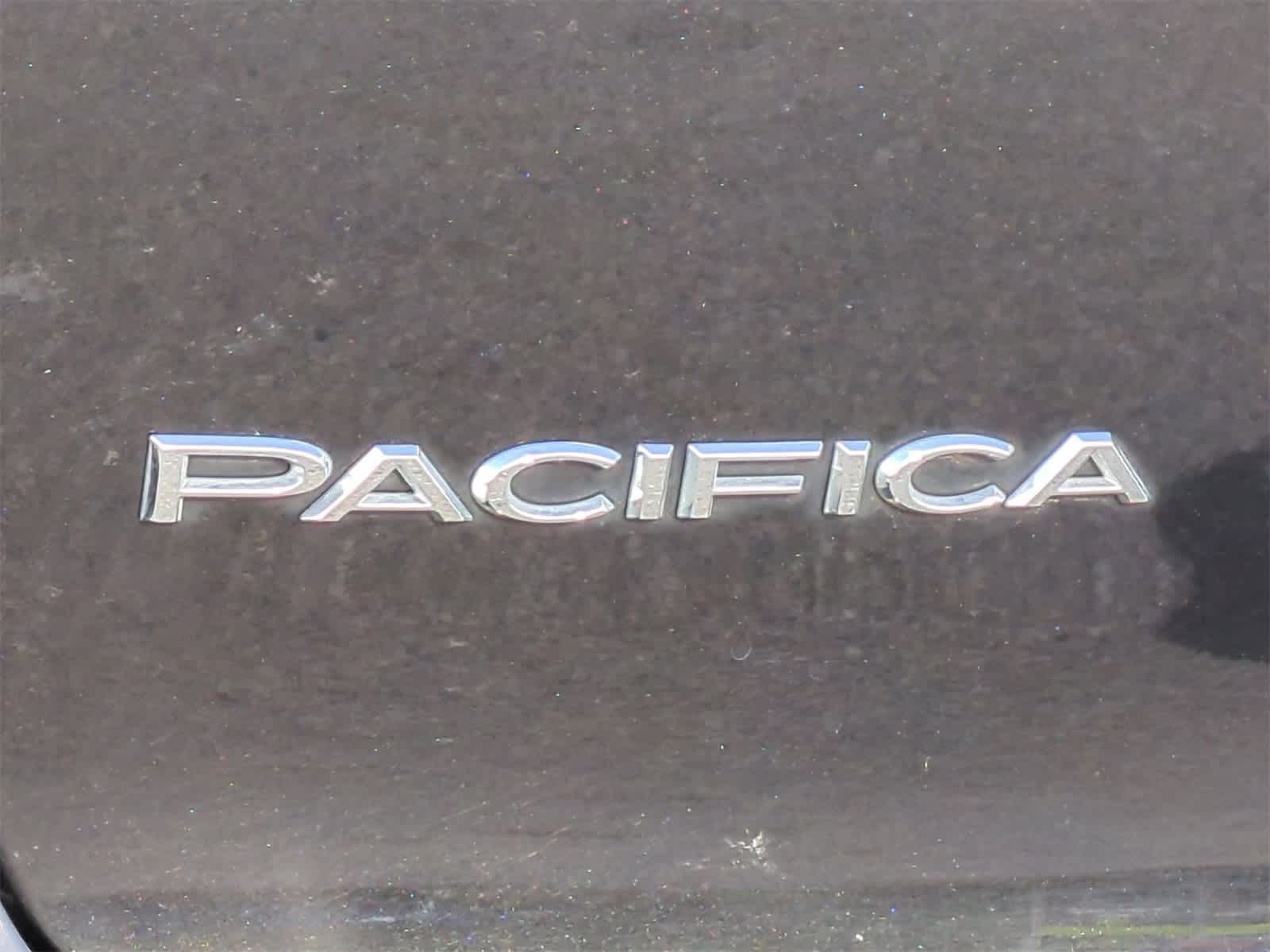 2023 Chrysler Pacifica Limited 13