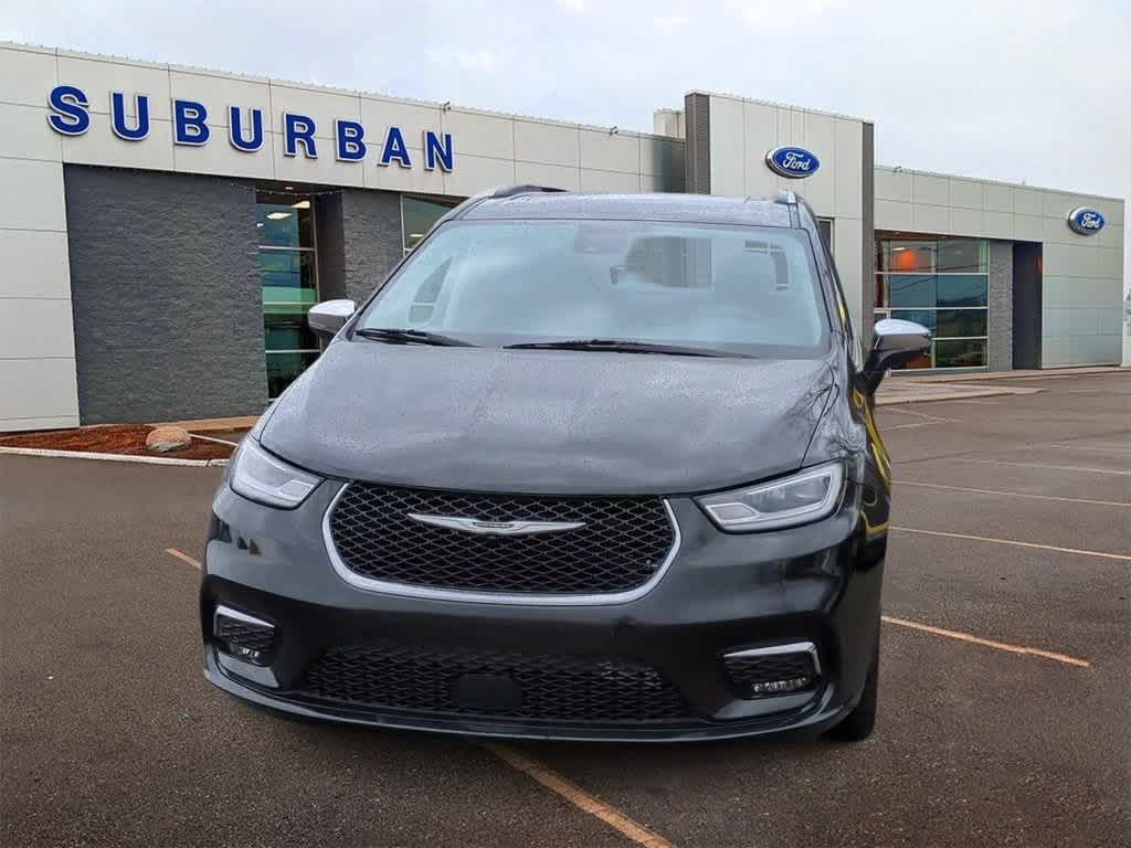 2021 Chrysler Pacifica Limited 3