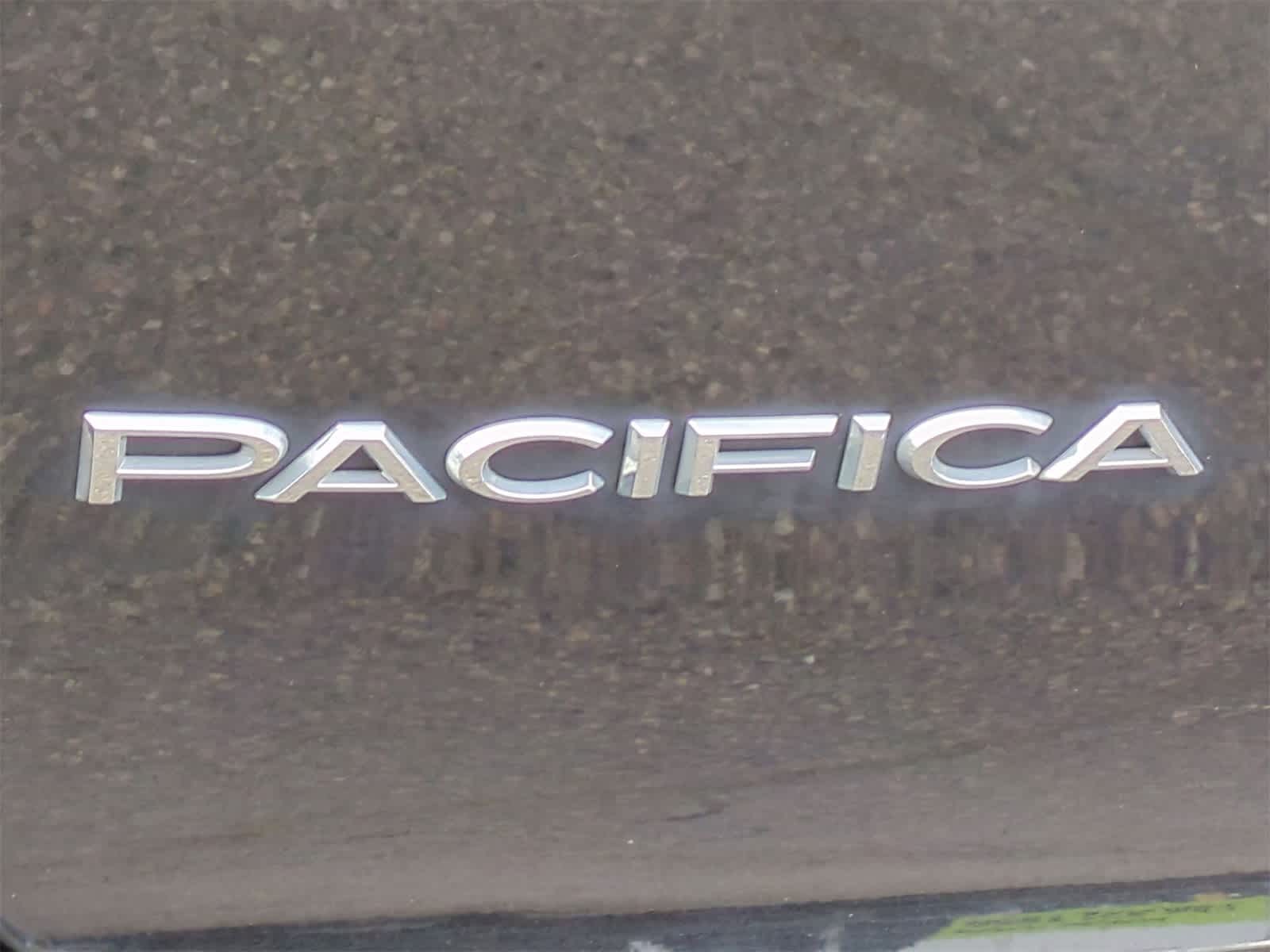 2021 Chrysler Pacifica Limited 13