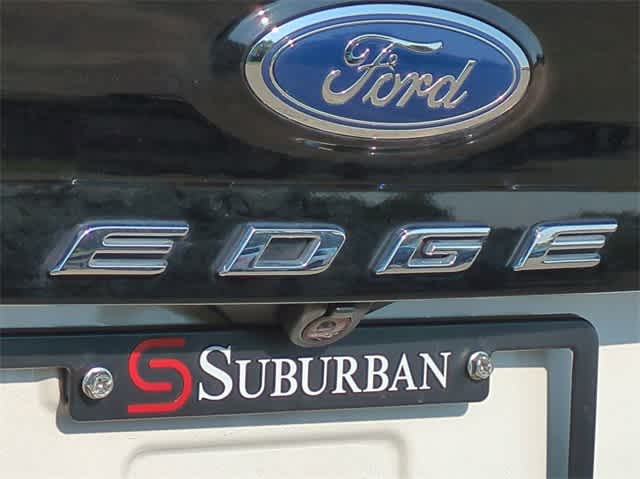 2022 Ford Edge ST 13