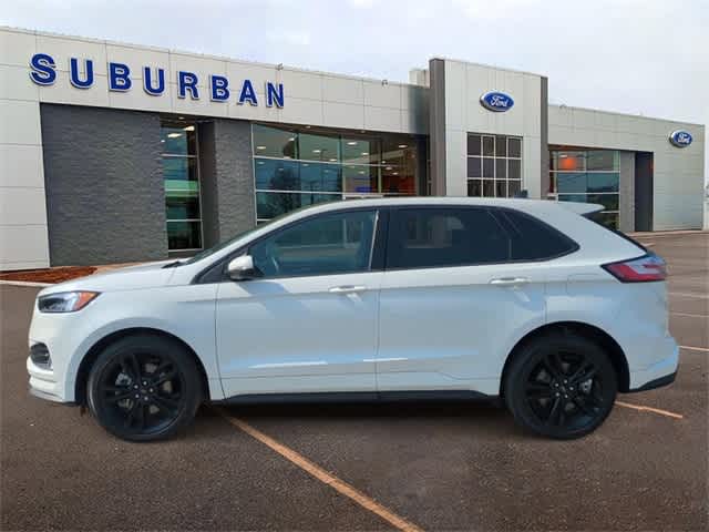 2022 Ford Edge ST 5