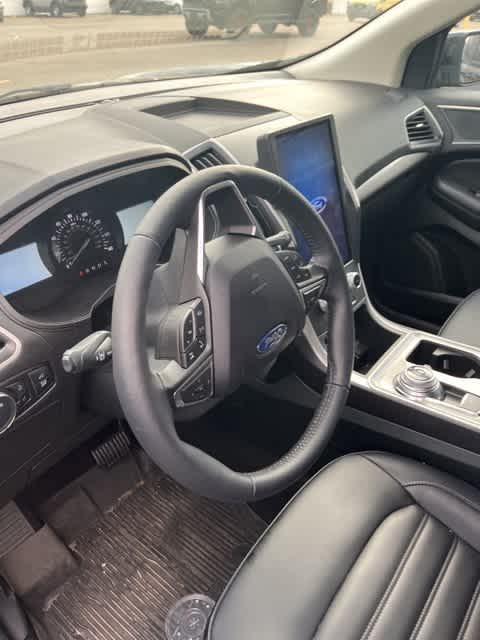 2024 Ford Edge SEL 12