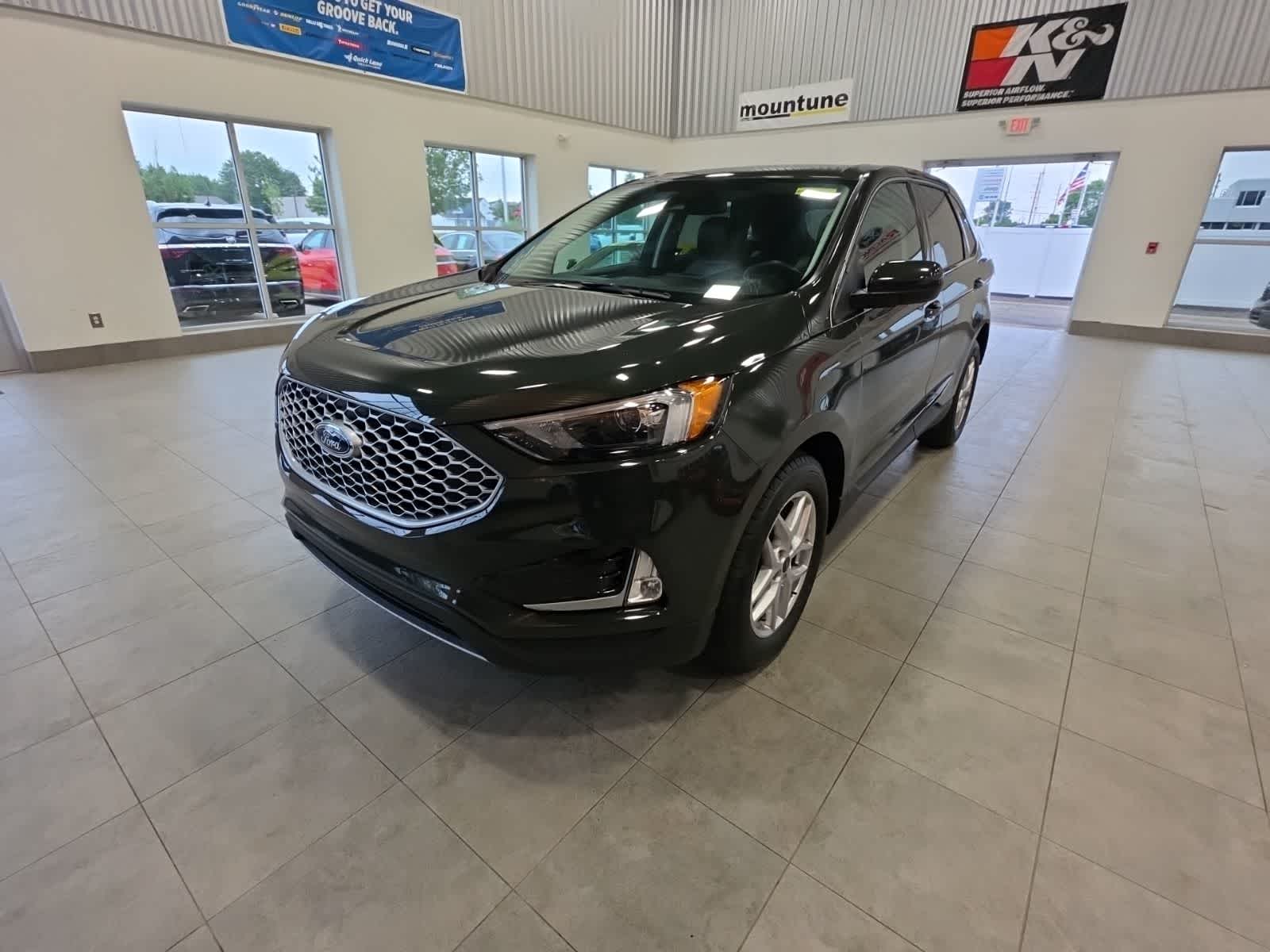 2024 Ford Edge