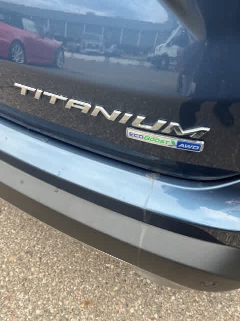 2019 Ford Edge Titanium 4