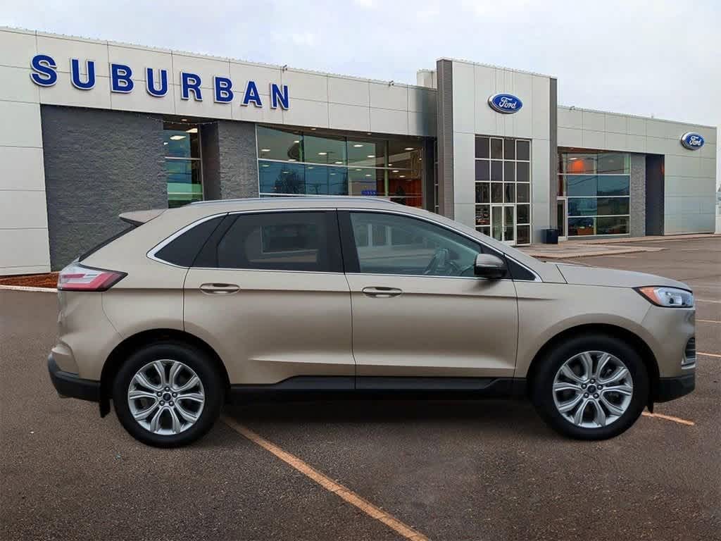 2020 Ford Edge Titanium 9