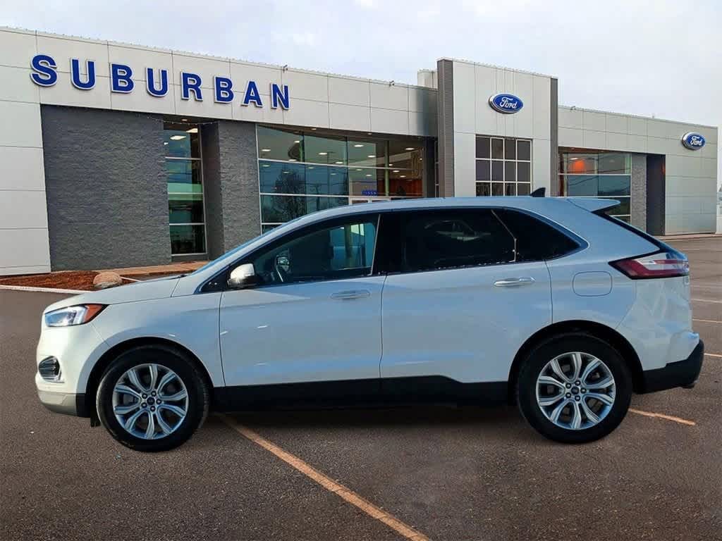 2022 Ford Edge Titanium 5