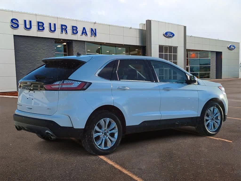 2022 Ford Edge Titanium 8