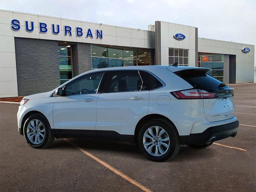 2022 Ford Edge Titanium 6