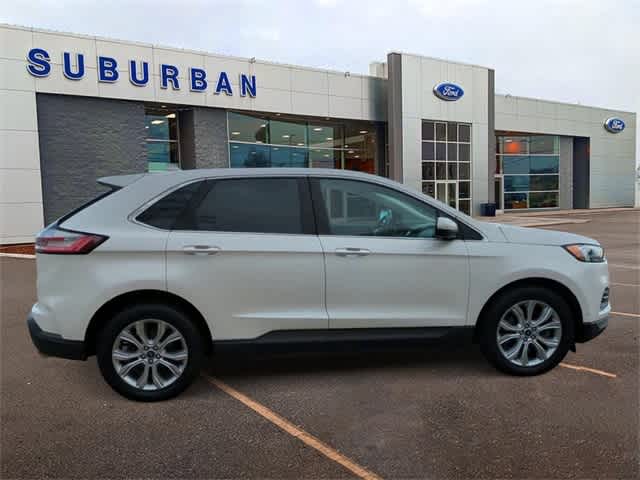 2019 Ford Edge Titanium 9