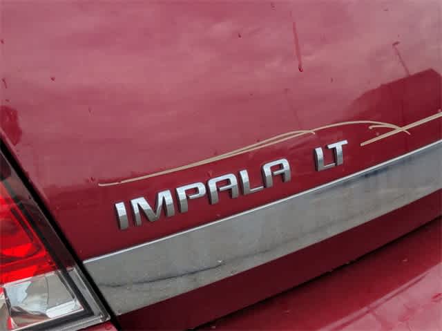 2011 Chevrolet Impala LT Retail 13