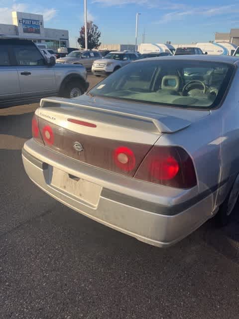 2000 Chevrolet Impala LS 4