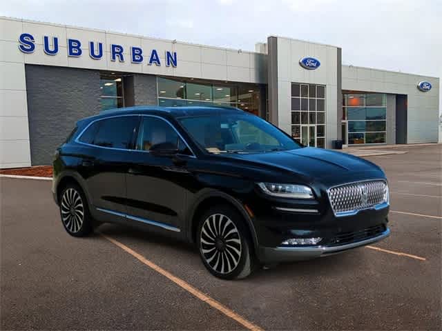 2022 Lincoln Nautilus Black Label 2