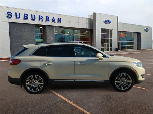 2016 Lincoln MKX Reserve 9