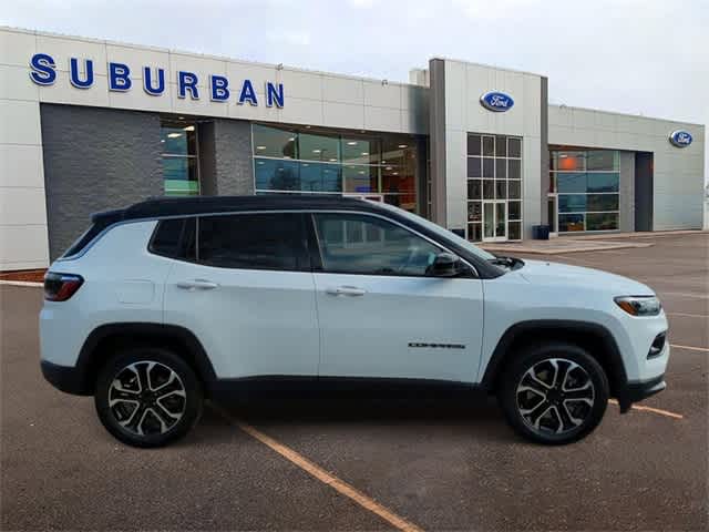 2023 Jeep Compass Limited 9