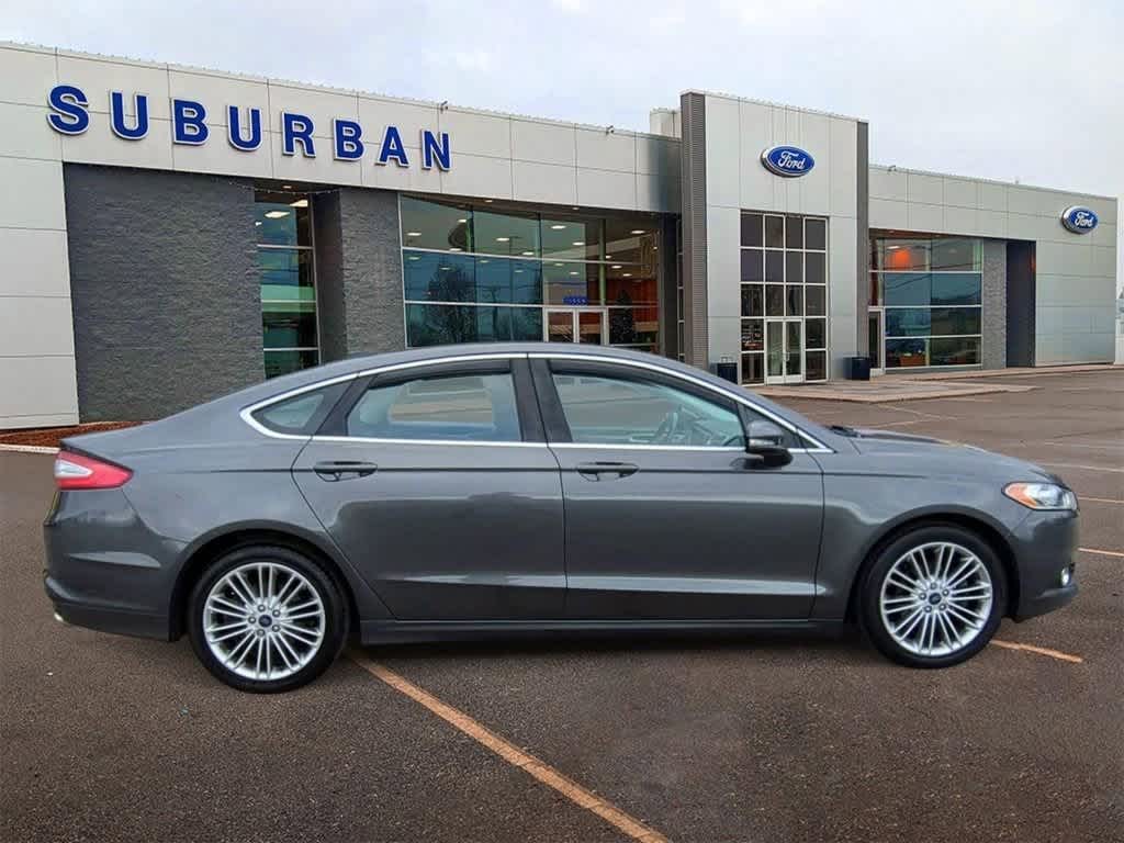 2015 Ford Fusion SE 9