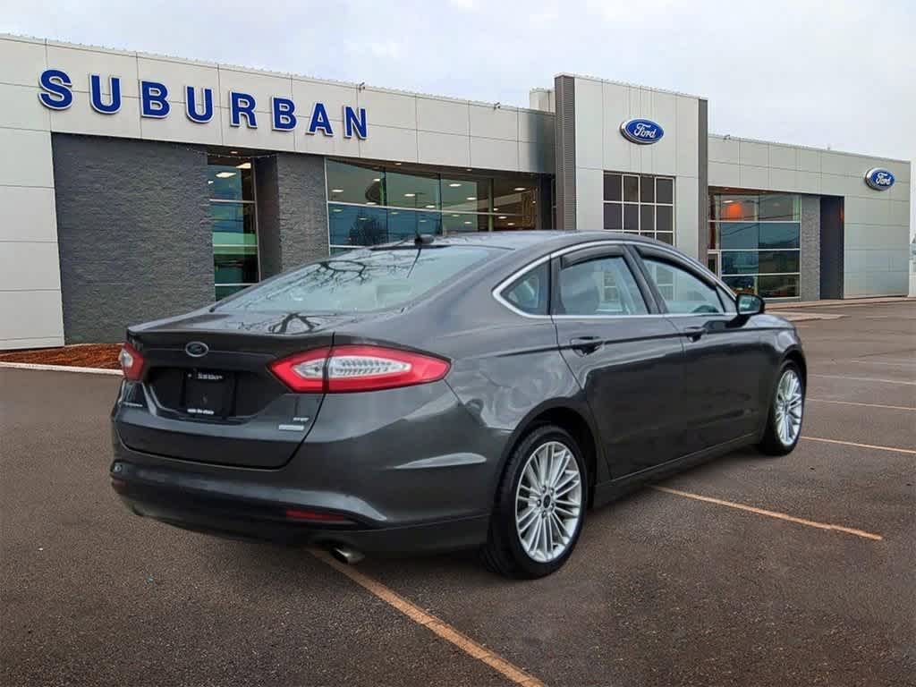 2015 Ford Fusion SE 8