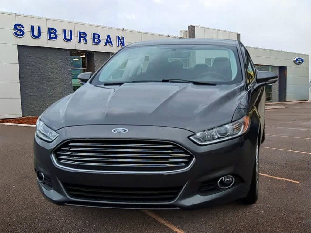 2015 Ford Fusion SE 3