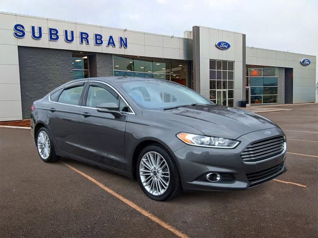 2015 Ford Fusion SE 2