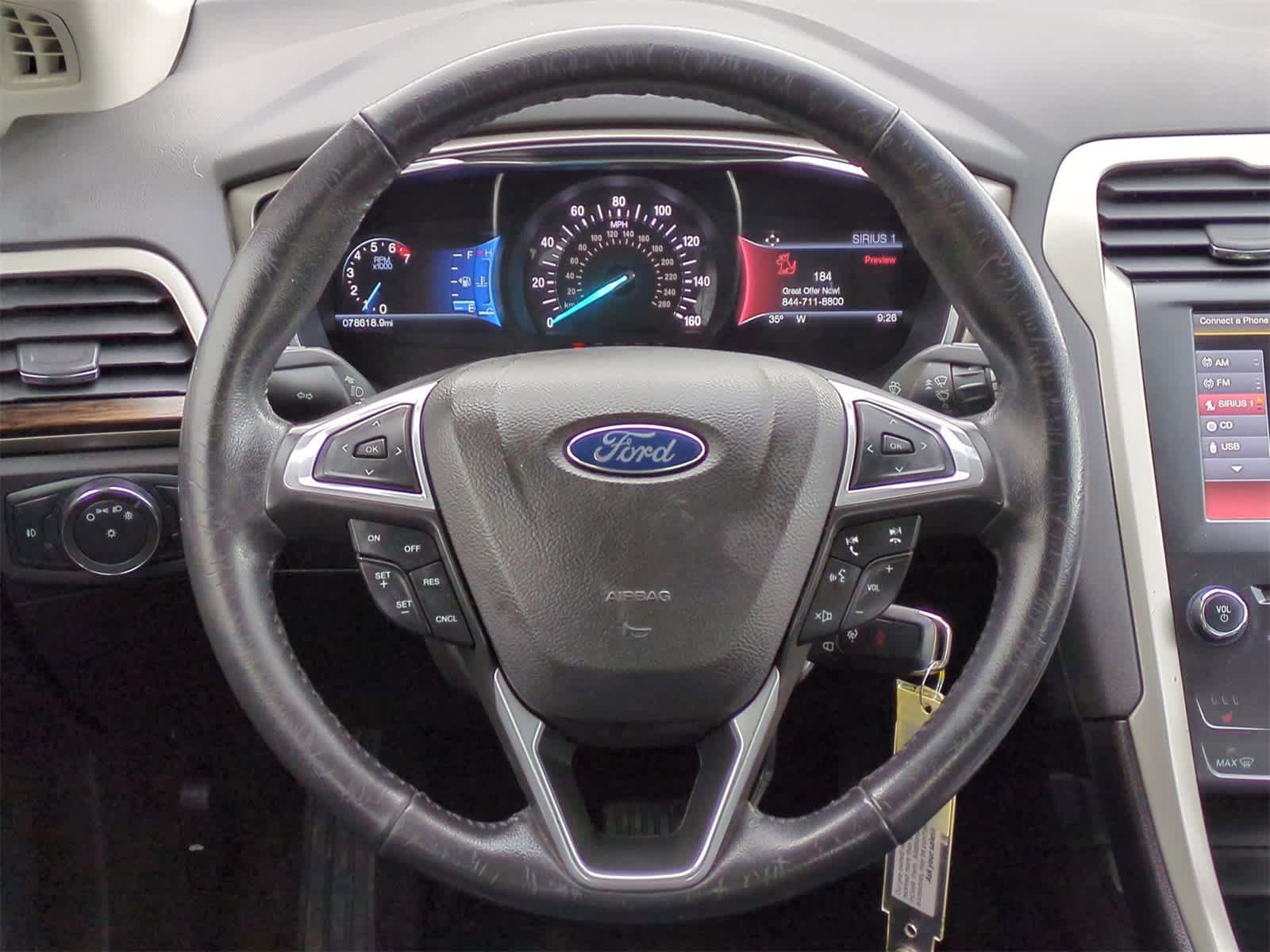 2015 Ford Fusion SE 22