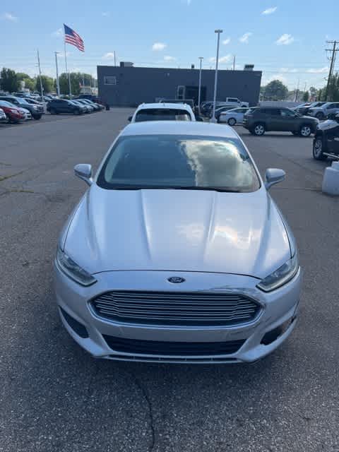 2014 Ford Fusion SE 10