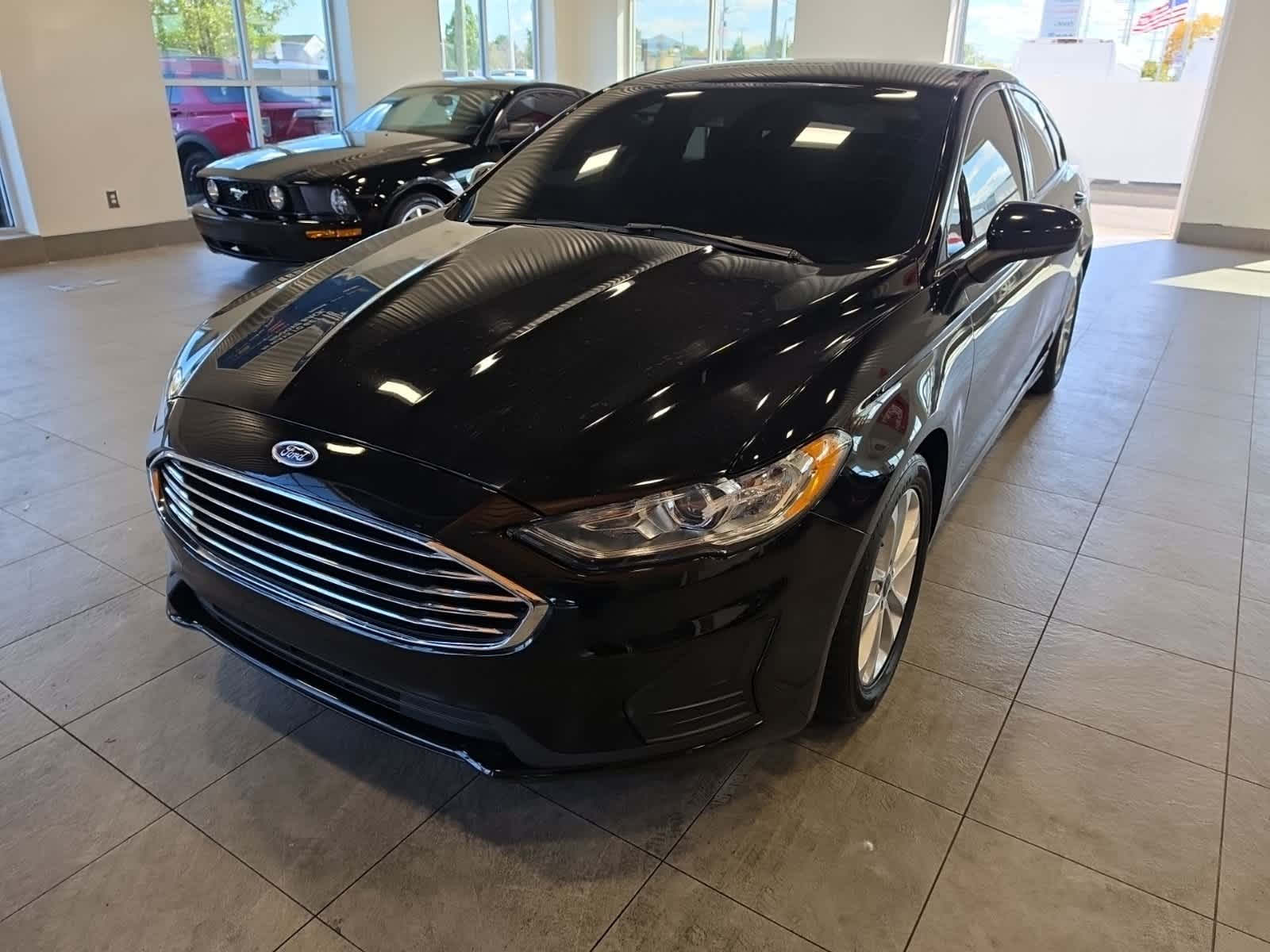 2020 Ford Fusion SE