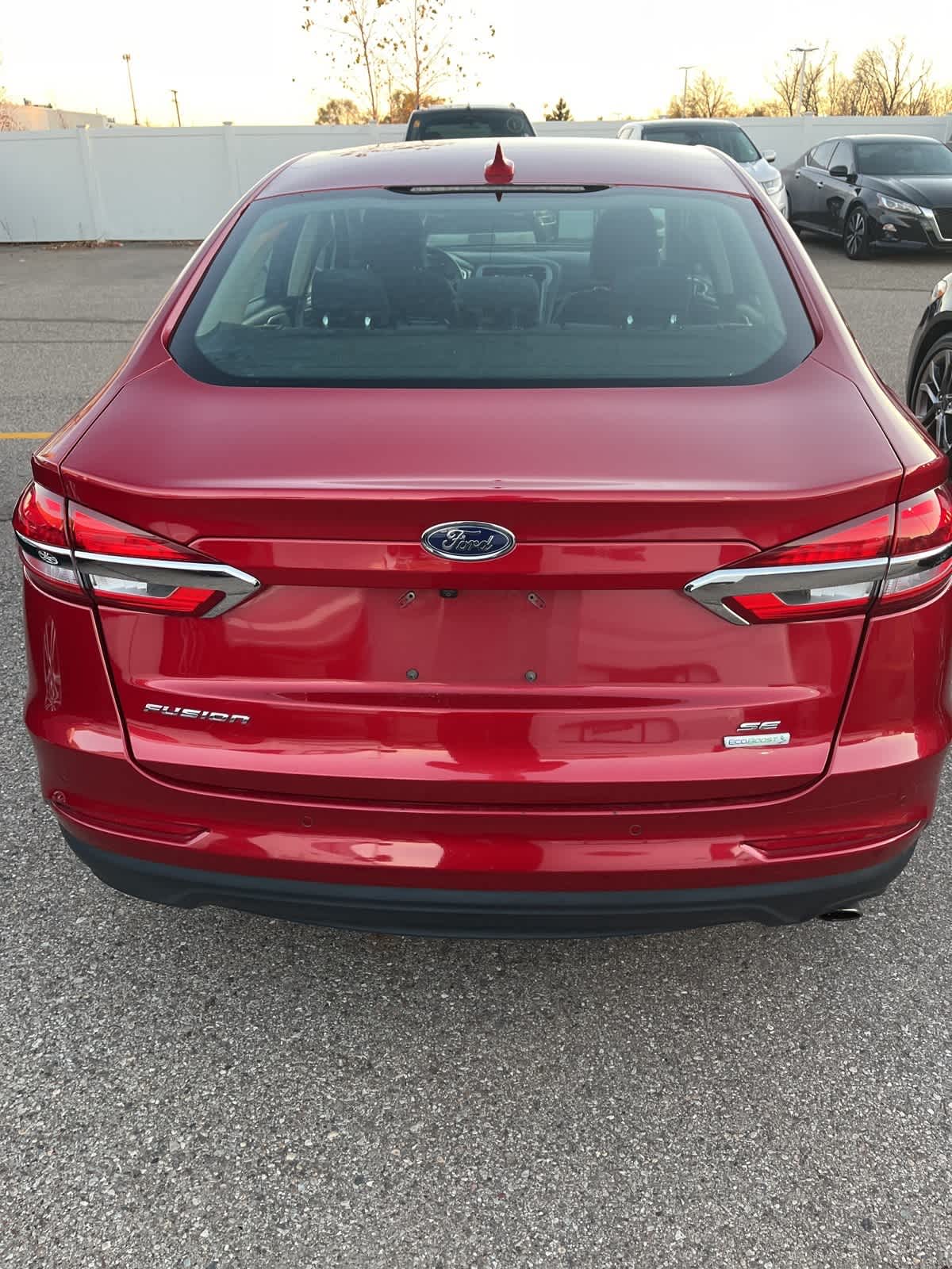 2020 Ford Fusion SE 3