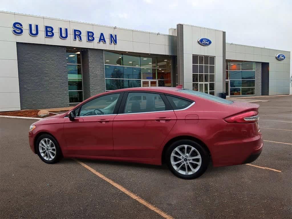 2020 Ford Fusion SE 6