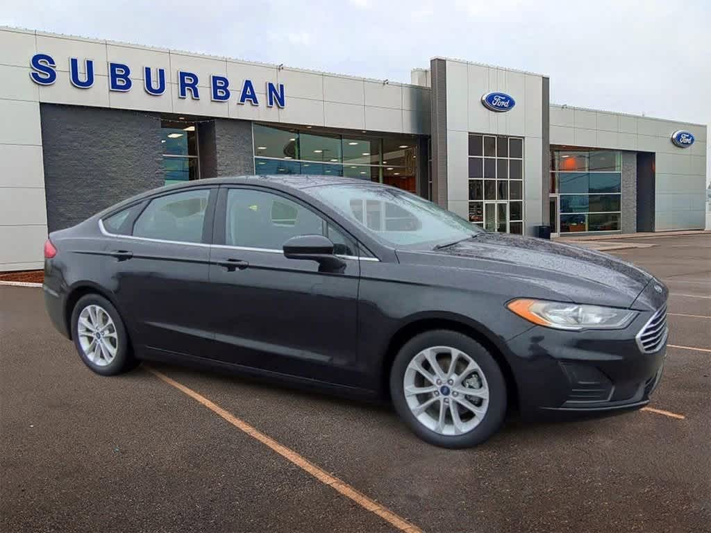 2020 Ford Fusion SE 2