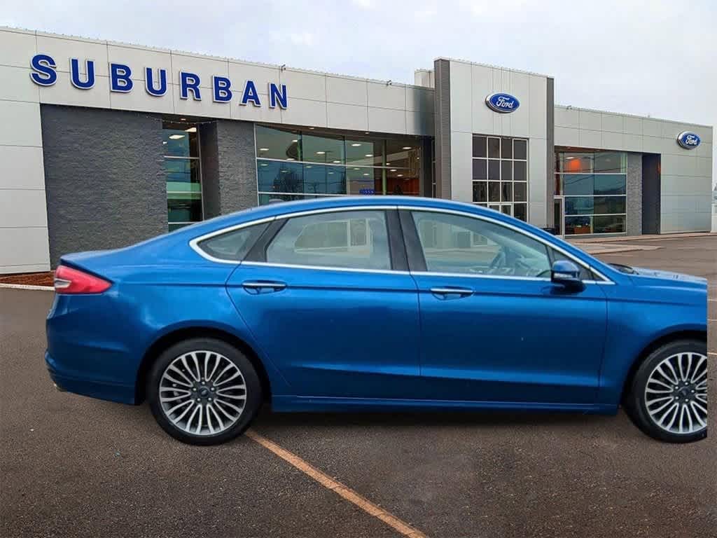 2017 Ford Fusion SE 9