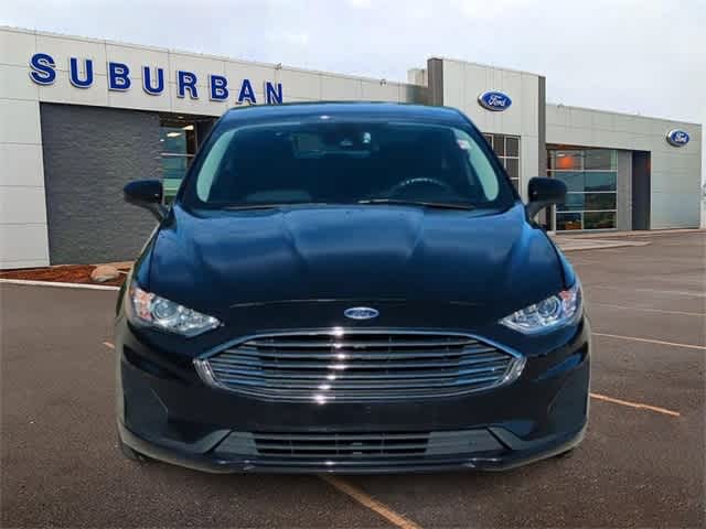 2020 Ford Fusion SE 3