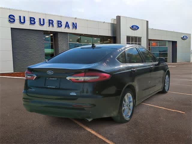 2020 Ford Fusion SE 8