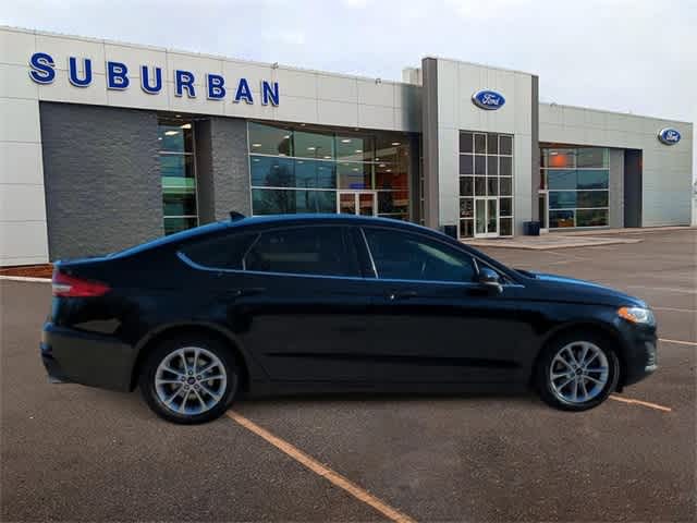 2020 Ford Fusion SE 9