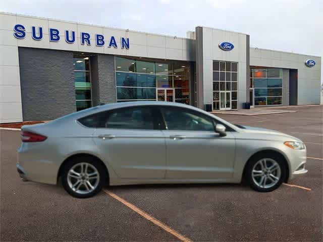 2018 Ford Fusion SE 9