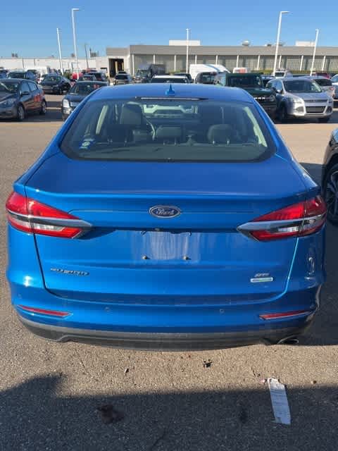 2020 Ford Fusion SE 4