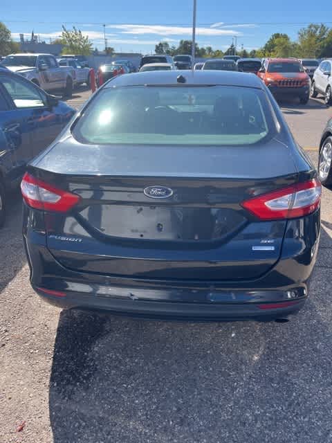 2013 Ford Fusion SE 4