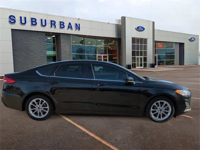 2019 Ford Fusion Hybrid SE 9